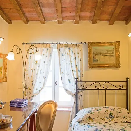 Casa Delle Camelie مانشانو