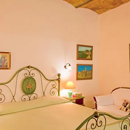 Casa Delle Camelie *