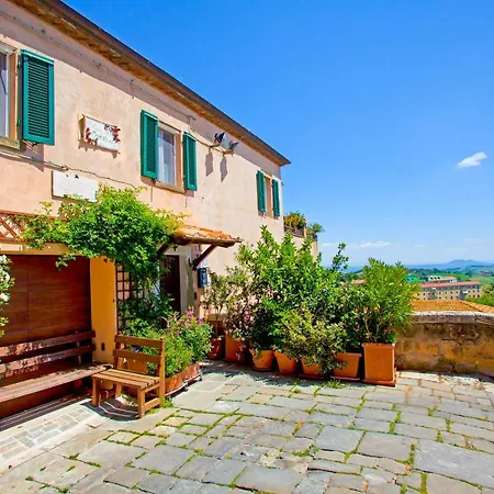 Casa Delle Camelie