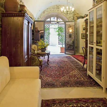 Casa Delle Camelie マンチャーノ